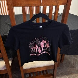 Size small women’s crop top